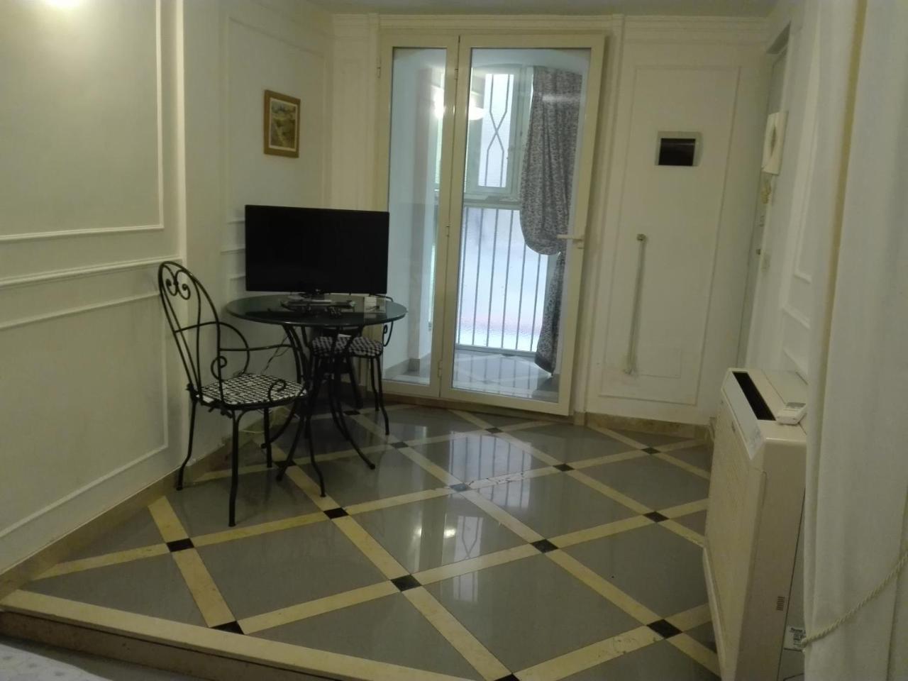 Suite Calefati "Monolocale" บารี ภายนอก รูปภาพ